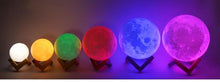 Lade das Bild in den Galerie-Viewer, Echte Mond Lampe - Mondlampe mit 16 Farben kaufen