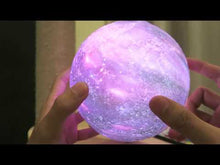 Laden und Abspielen von Videos im Galerie-Viewer, Mond Galaxie Lampe, Nachtlicht, Mondlicht, Tischlampe,  mit Farbwechsel, 3D Effekt