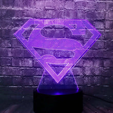 Lade das Bild in den Galerie-Viewer, Batman / Superman Logo Lampe mit Farbwechsel und 3D kaufen