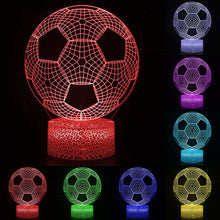 Lade das Bild in den Galerie-Viewer, Fußball Lampe als Nachtlicht mit Farbwechsel und 3D Effekt kaufen
