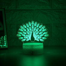 Lade das Bild in den Galerie-Viewer, Wundervolles Nachtlicht mit Pfau Motiv - Leuchtet in vielen Farben kaufen
