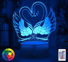 Lade das Bild in den Galerie-Viewer, Romantisches Deko Lampe Nachlicht mit Schwan Herz Liebe Motiv kaufen