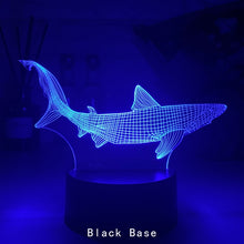 Lade das Bild in den Galerie-Viewer, Nachtlicht mit 3D Illusion und Hai Motiv kaufen