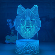 Lade das Bild in den Galerie-Viewer, Deko Lampe Nachtlicht mit Wolf Motiv - Leuchtet in verschiedenen Farben kaufen