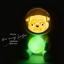 Lade das Bild in den Galerie-Viewer, LED-Astronaut Nachtlampe Nacht Licht kaufen