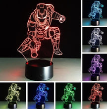 Lade das Bild in den Galerie-Viewer, Iron Man Lampe - Tischlampe - Nachtlicht mit 3D Effekt und Farbwechsel kaufen