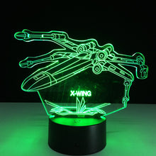 Lade das Bild in den Galerie-Viewer, Star Wars 3D X-Wing Fighter Tischlampe - Nachtlampe - Lampe mit 3D Effekt kaufen