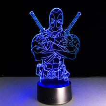 Lade das Bild in den Galerie-Viewer, 3D Effekt Lampe mit Deadpool Motiv und Farbwechsel kaufen
