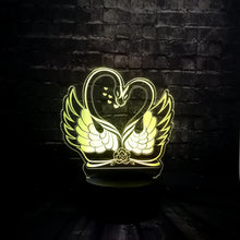 Lade das Bild in den Galerie-Viewer, Romantische Lampe mit Schwan Motiv, magischen 3D Effekt und Farbwechsel kaufen
