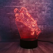 Lade das Bild in den Galerie-Viewer, Battle Royal Gun Lampe mit 3D Effekt - Tischlampe kaufen
