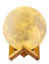 Lade das Bild in den Galerie-Viewer, Echte Mond Lampe - Mondlampe mit 16 Farben kaufen
