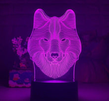 Lade das Bild in den Galerie-Viewer, Deko Lampe Nachtlicht mit Wolf Motiv - Leuchtet in verschiedenen Farben kaufen

