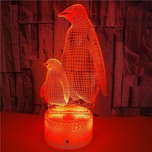 Lade das Bild in den Galerie-Viewer, Nacht Lampe mit Pinguin Motiv und Farbwechsel kaufen
