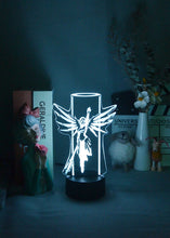 Lade das Bild in den Galerie-Viewer, Mercy aus Overwatch als Nacht Lampe Licht kaufen
