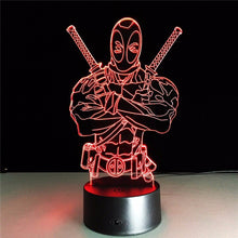 Lade das Bild in den Galerie-Viewer, 3D Effekt Lampe mit Deadpool Motiv und Farbwechsel kaufen
